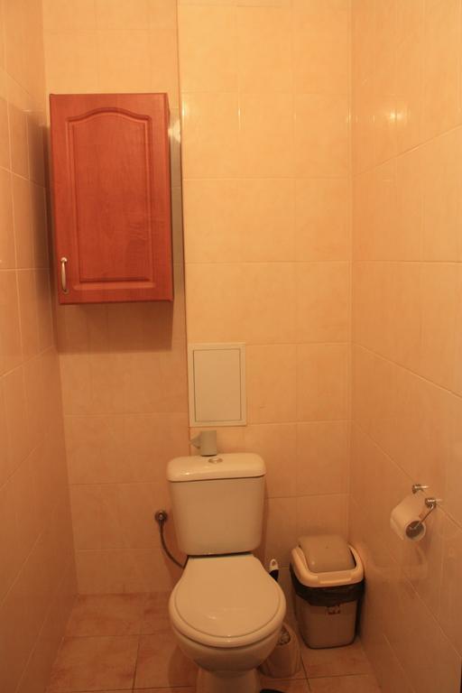Apartments On Parkaniya 2A Mukacheve Exterior photo